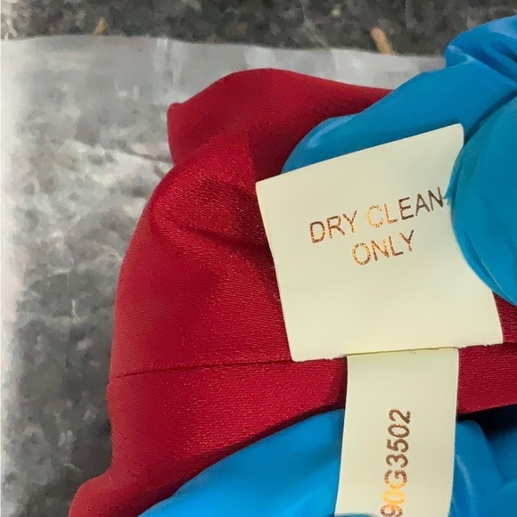 Marchesa Notte Formal Dress - Picture 8 of 9